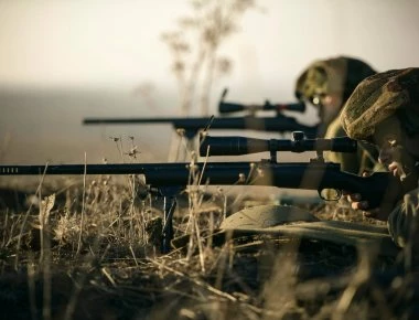 Γάζα: Η στιγμή που Παλαιστίνιος πέφτει νεκρός από τα πυρά Ισραηλινού ελεύθερου σκοπευτή